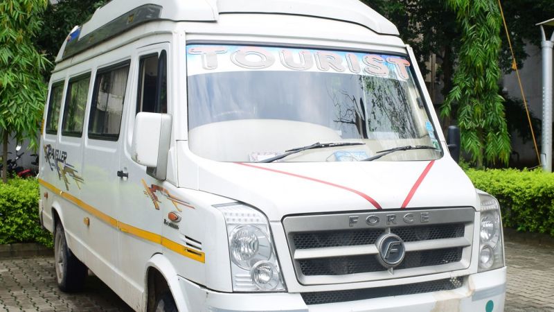 car rental in varanasi